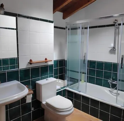 Espaciosa Reformada Junto Al Mar